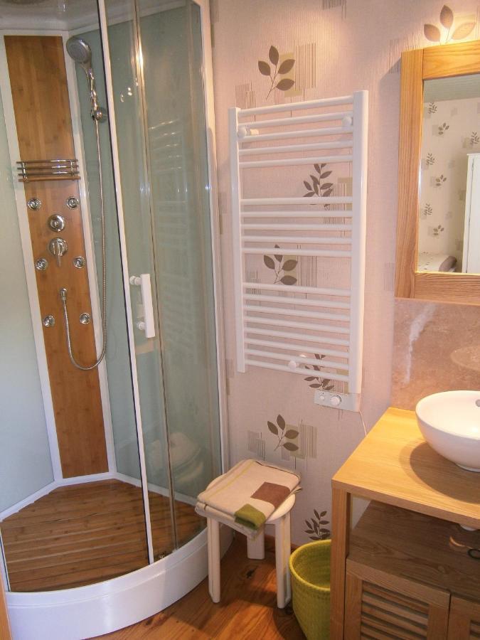 Bed and Breakfast Aux Sources De L'Ancre Miraumont Exterior foto